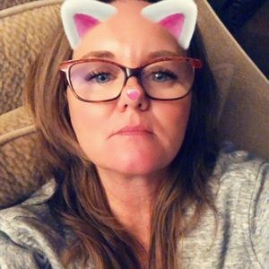 Meet your Posher, Robyn